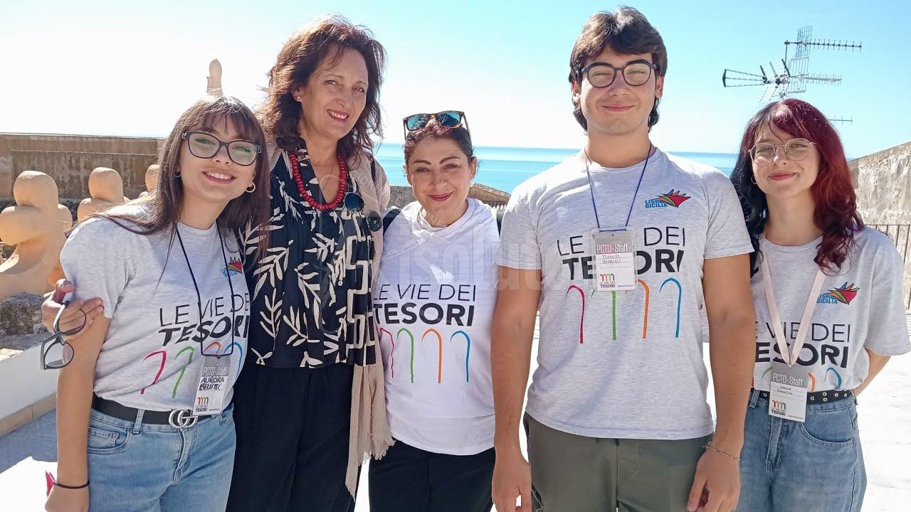 Gli studenti del Fermi guide turistiche nel weekend con "Le Vie dei Tesori" aprono palazzo Tagliavia (Video)