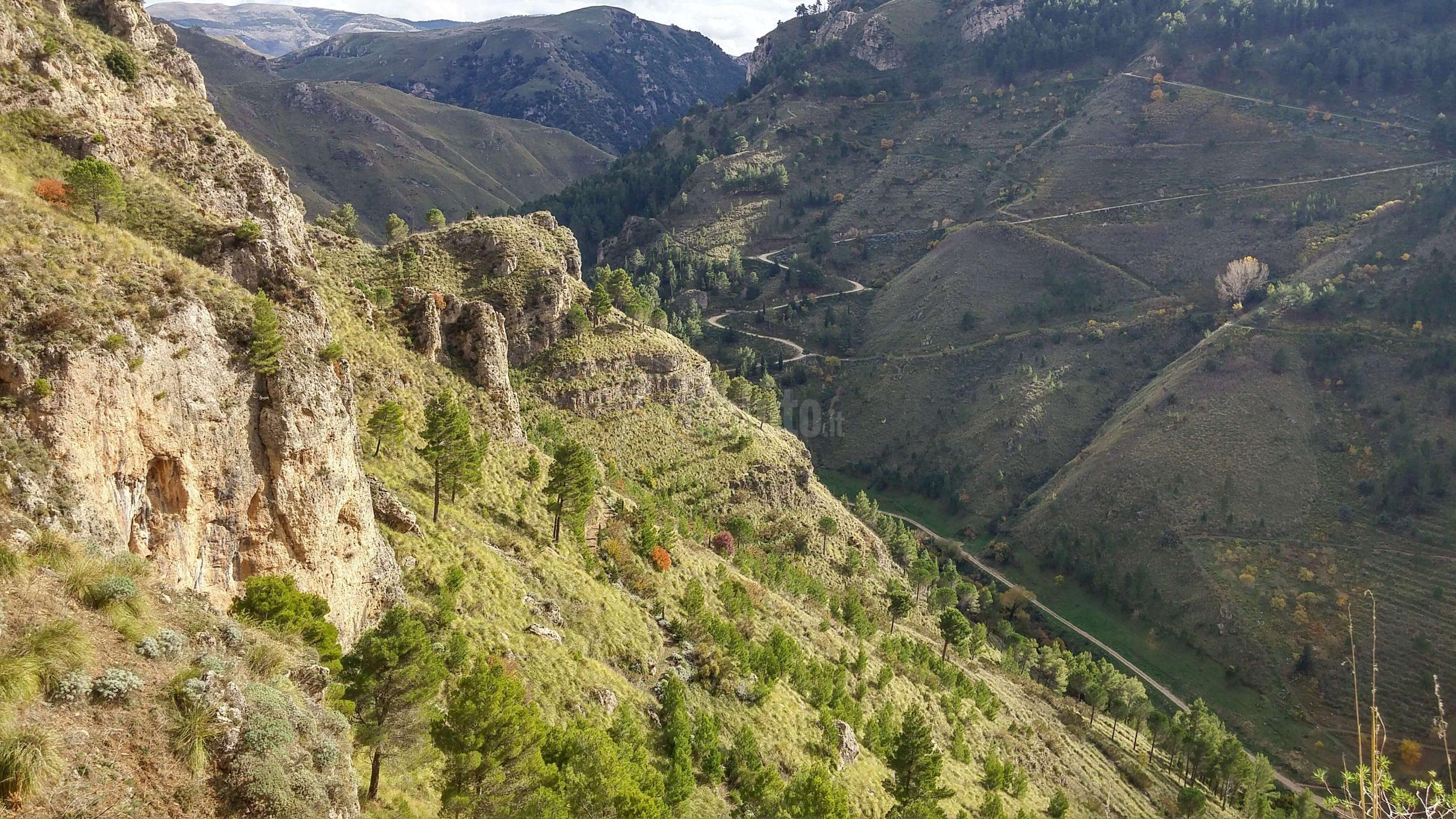 Escursione nella riserva del Parco dei Monti Sicani, gli organizzatori: "Smartphone vietati"