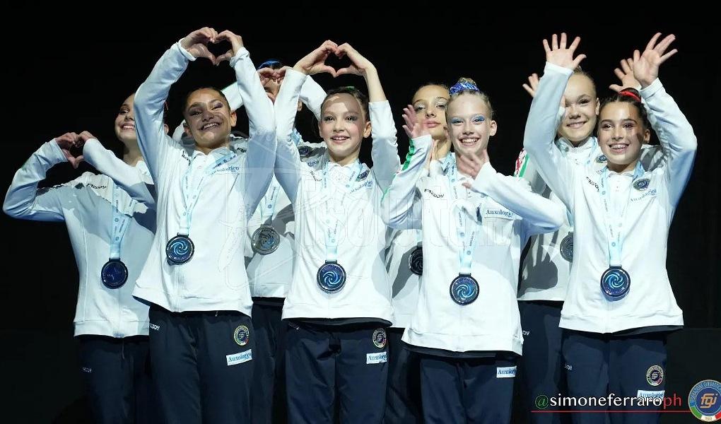 La saccense Gaia Allegro sul podio ai Campionati di Aerobica Junior con la Nazionale italiana
