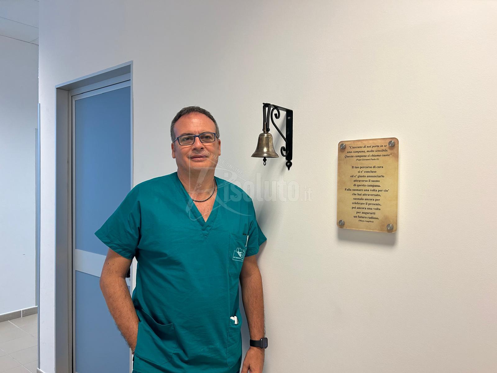 La campana dopo avere superato il percorso oncologico, Bono: "Raccontiamo belle storie" (Video)