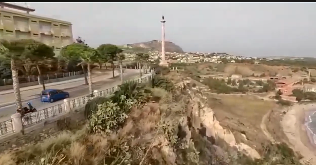 Sicilia vista dall’alto, volo in parapendio a Sciacca ed Eraclea (Video)