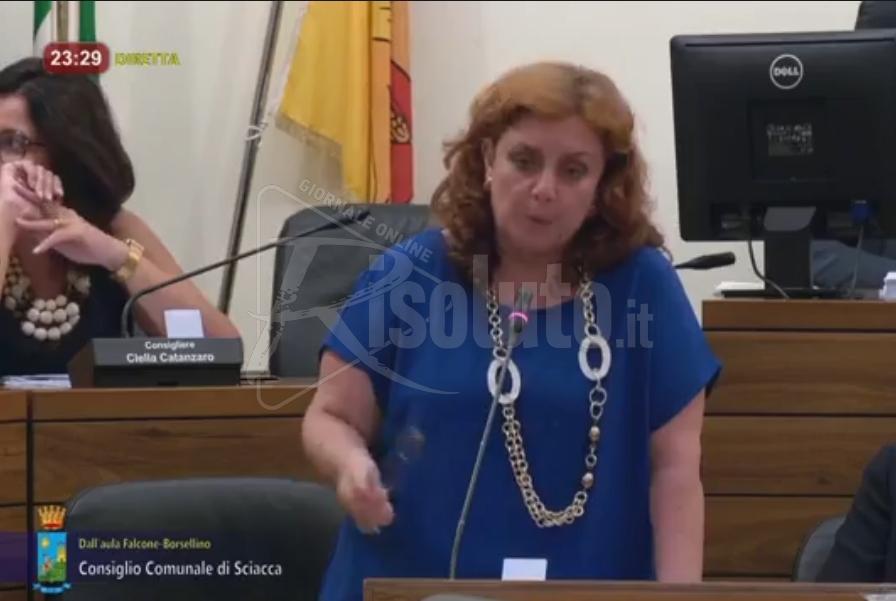 Seduta del consiglio comunale di Sciacca, sul randagismo chieste le dimissioni dell'assessore Sinagra