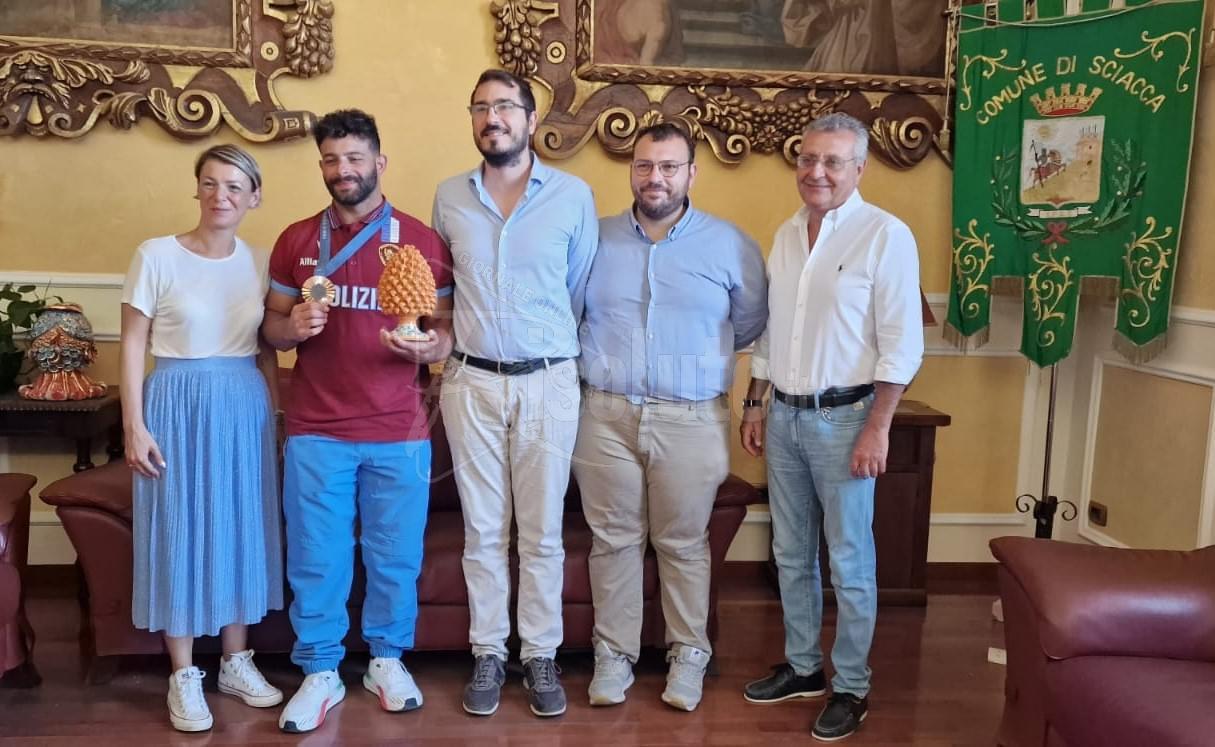 Il campione olimpico Pizzolato a Sciacca dal sindaco: "Per me la città di buon auspicio" (Video)
