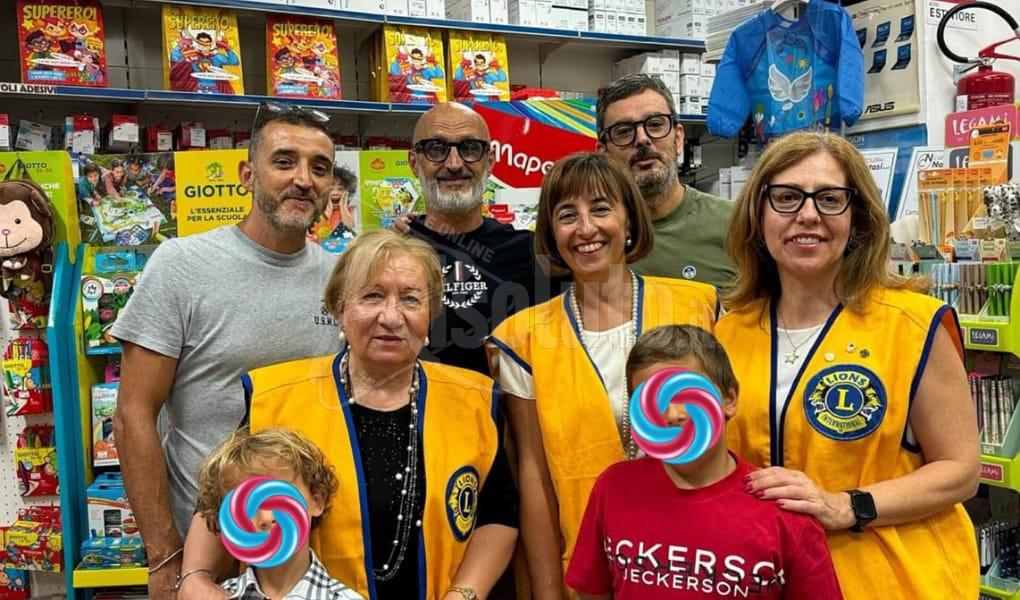 Donazione di materiale scolastico con l'iniziativa del Lions Club di Sciacca "Zaino Sospeso"