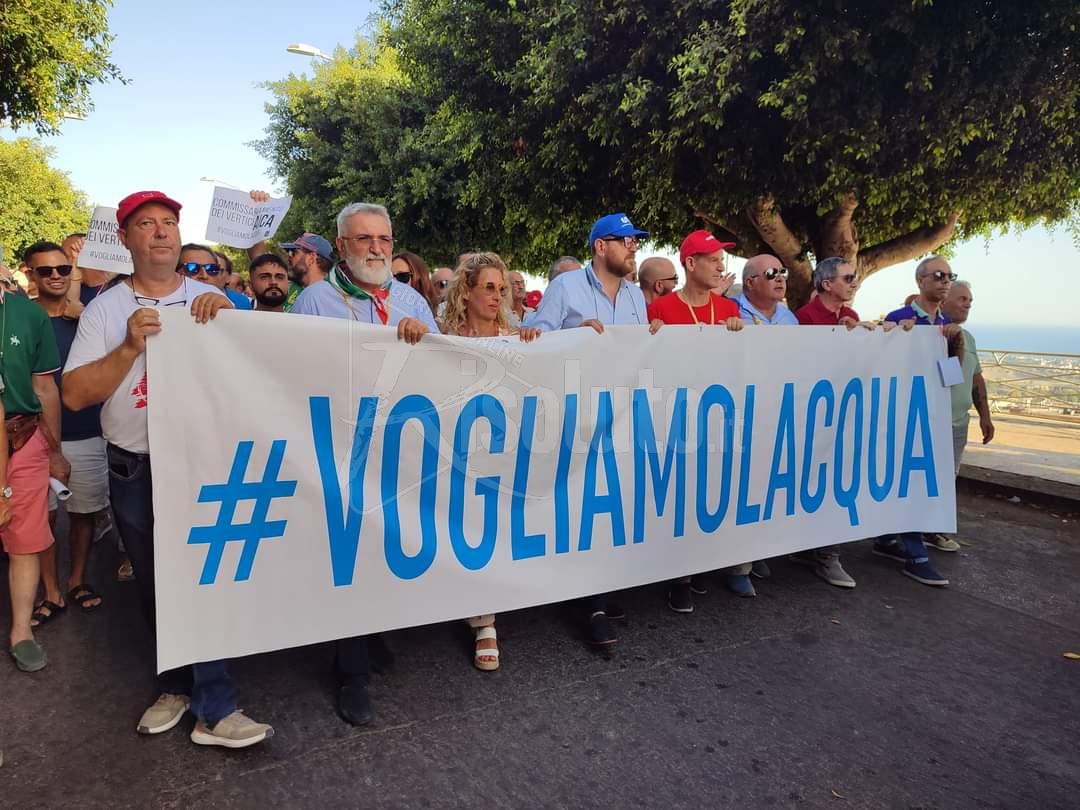 Ad Agrigento stasera oltre 2 mila persone in piazza contro la crisi idrica (Video)