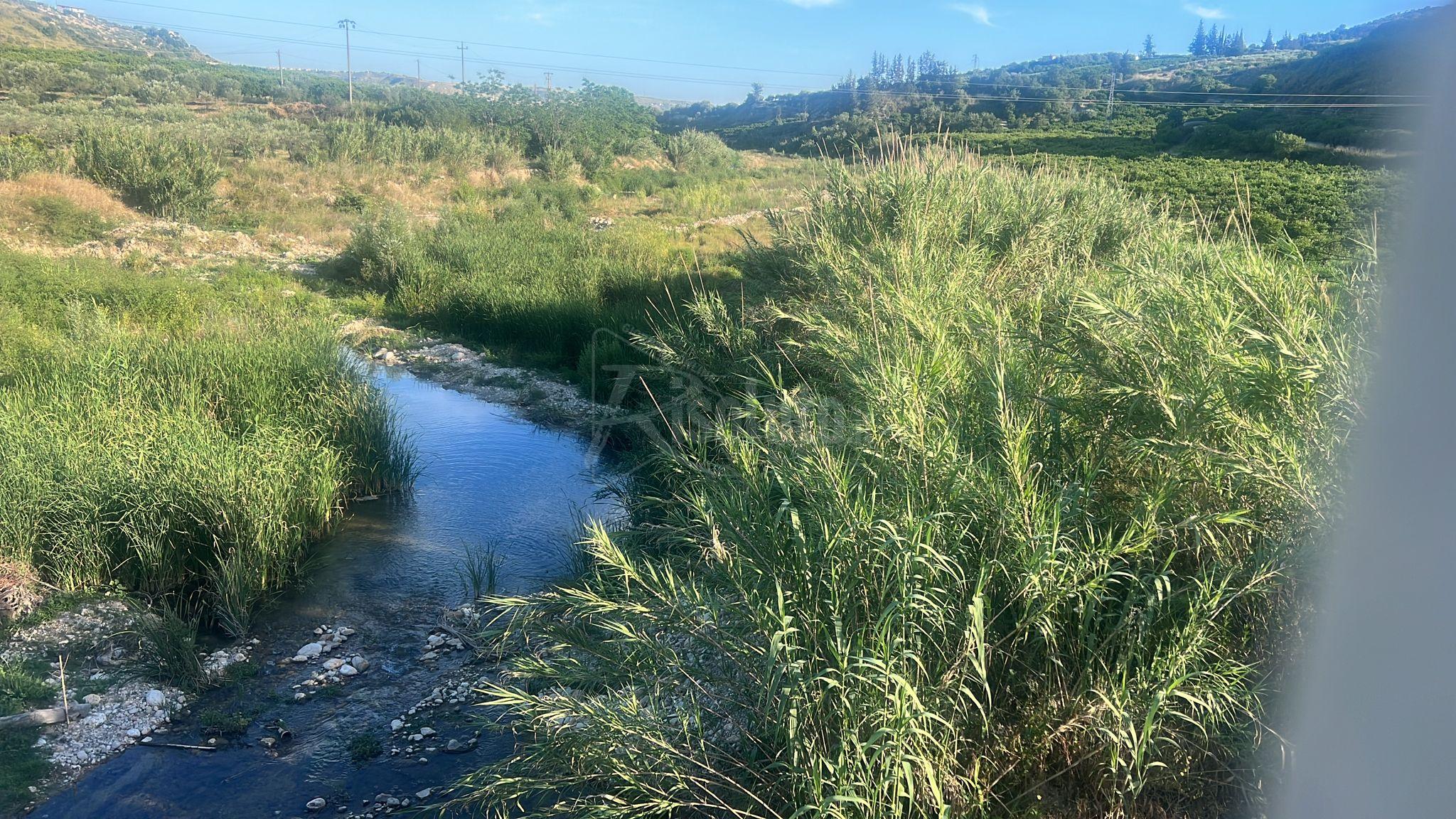 L'acqua del fiume- Sosio-Verdura alle campagne di Burgio, Caltabellotta e Ribera