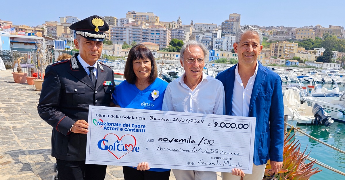 Calcio e solidarietà a Sciacca, consegnati all’Avulss 9 mila euro (Video)
