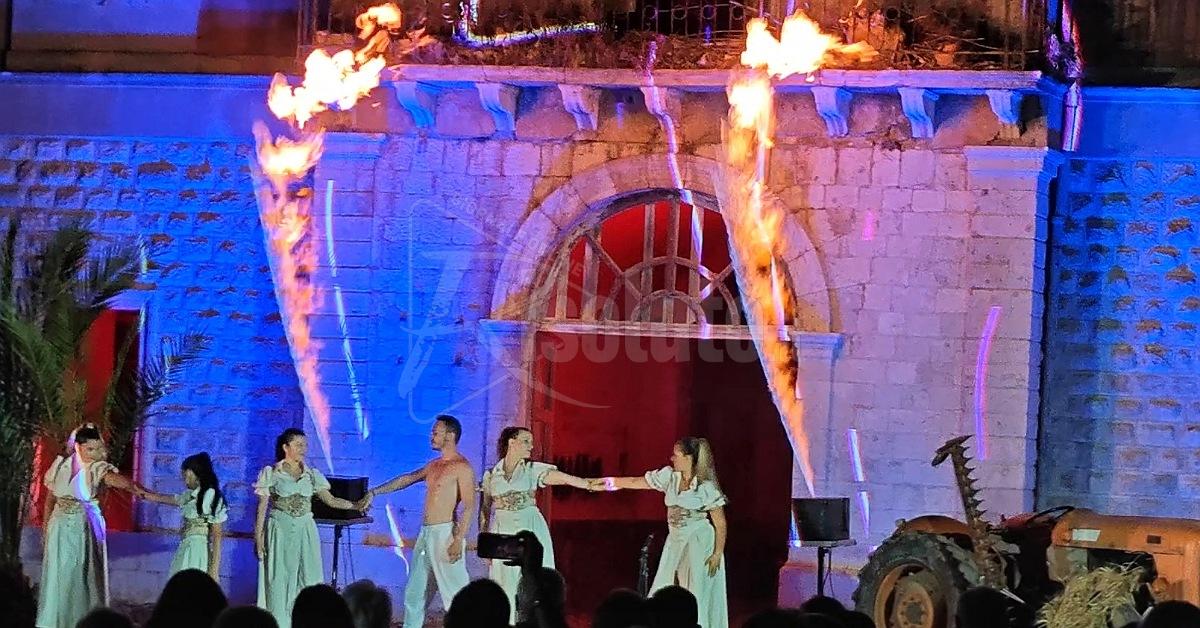 Debutto spettacolo "Amato Vetrano -Visionario gentiluomo", Monte: " Continueremo a valorizzare il territorio" (Video)