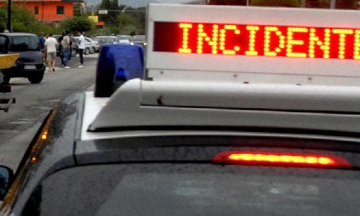 Scontro tra moto ad Agrigento, un morto e due feriti 