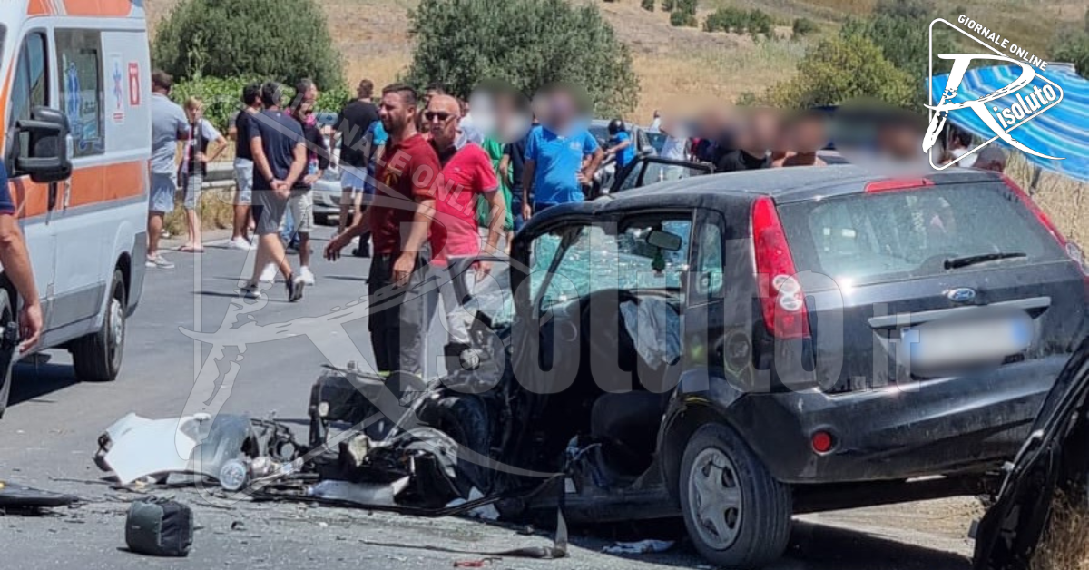 Incidente sulla 115 a San Giorgio tra auto e furgone, 5 persone ferite