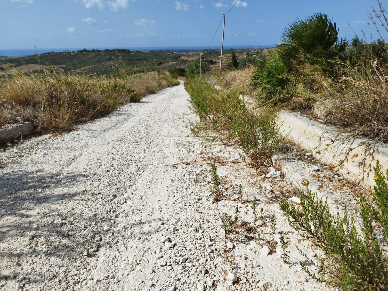 Ripristino in toto strada Nadore, il consigliere Santangelo chiede di presentare nuove progettualità