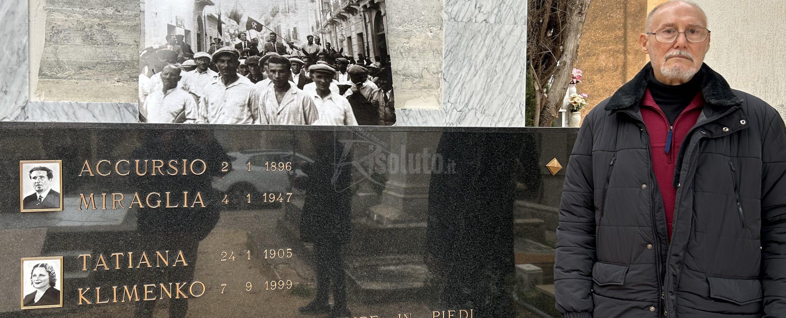 Inaugurazione al cimitero di Sciacca del monumento di Accursio Miraglia