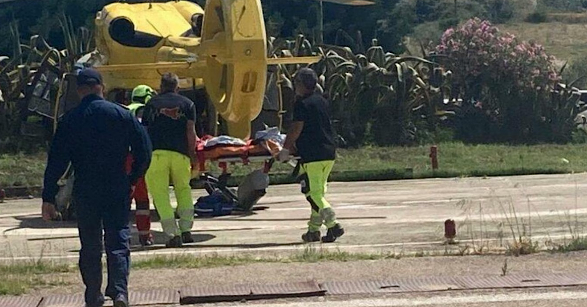 Cianciana, “accoltella la moglie e i figli e poi si barrica in casa” 