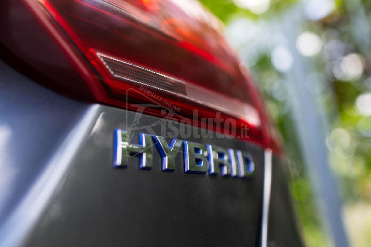 MHEV, HEV, PHEV, BEV, cosa significano le sigle delle auto ibride? 