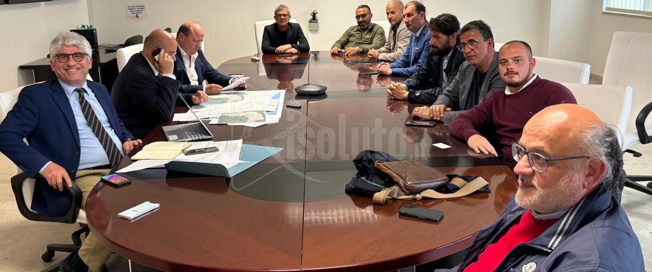 Sindaci a muso duro all'Autorità di Bacino: "Nella diga Castello c'è anche acqua per irrigare"
