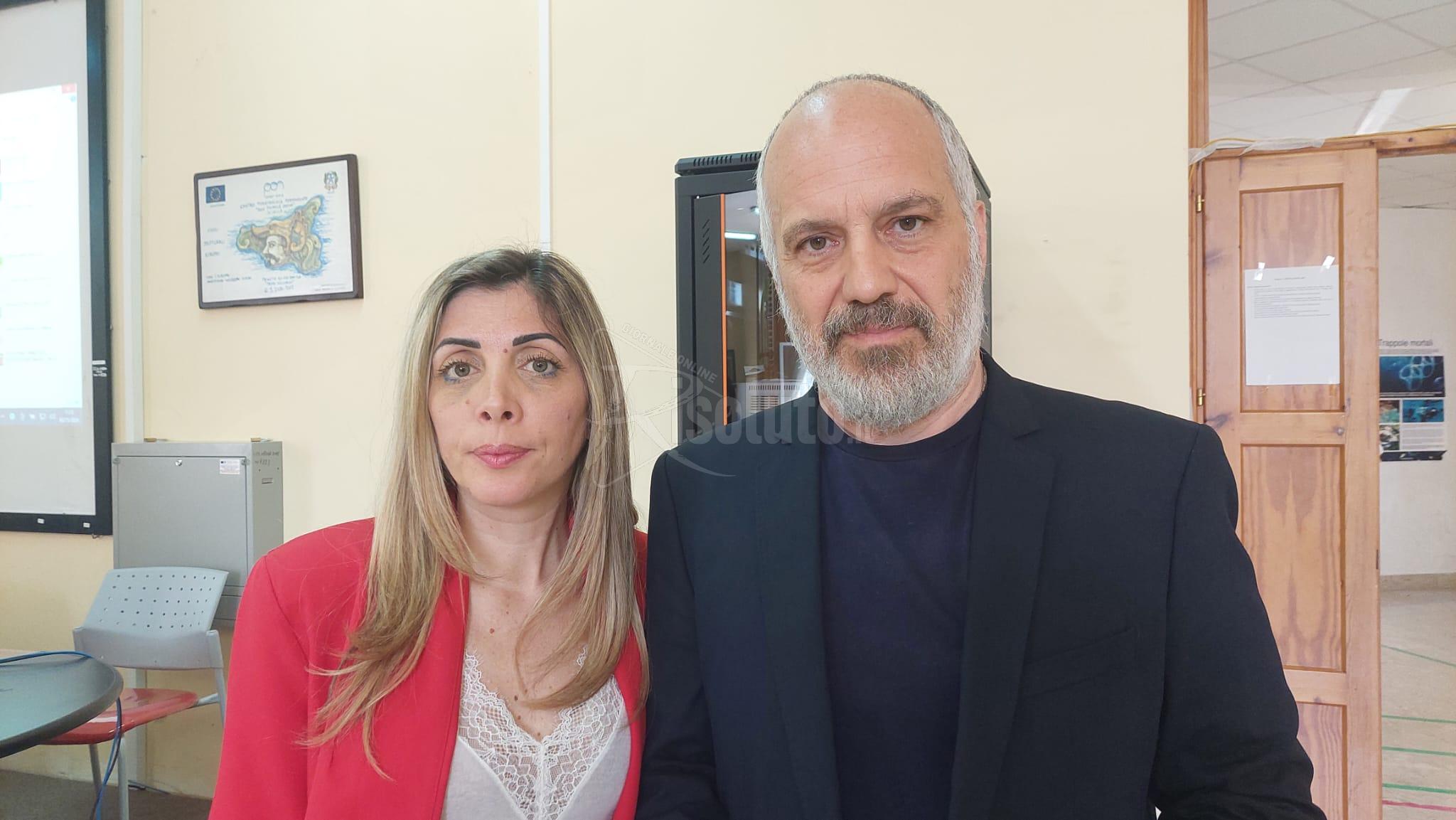 Il direttore del Gds Marco Romano al Don Michele Arena di Sciacca: "Essenziale che i ragazzi si informino" (Video)
