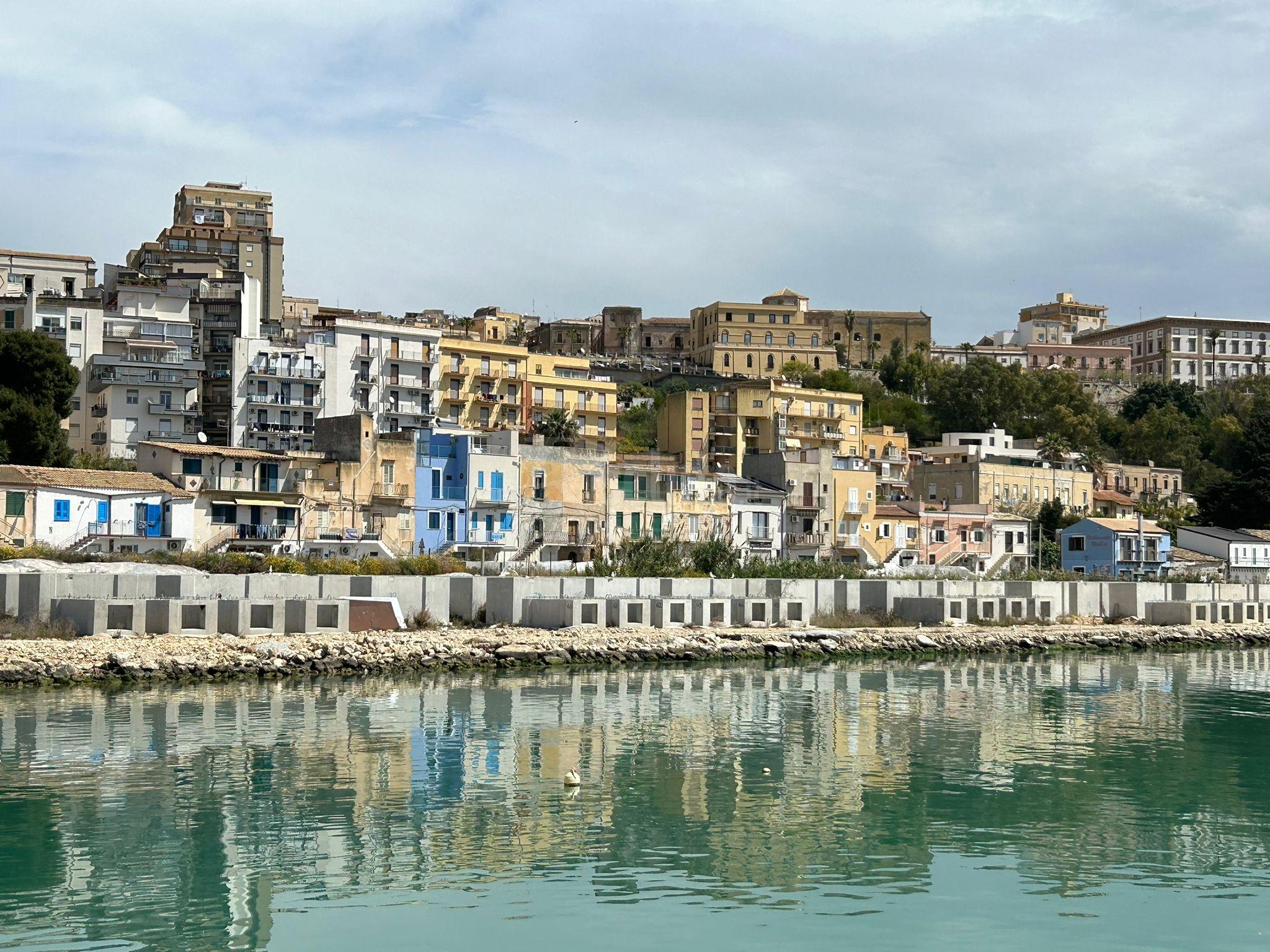 Lavori alla banchina del porto di Sciacca, e' scontro tra Fratelli d'Italia e Dc