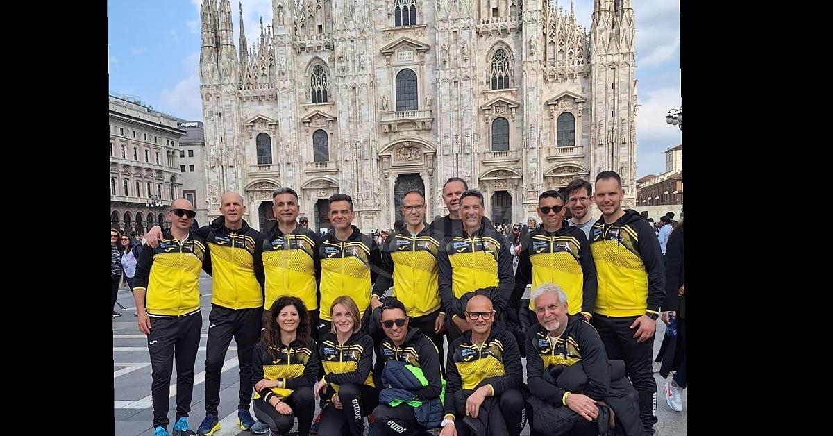 Grande successo per la Sciacca Running alla Stramilano, 18 atleti in gara