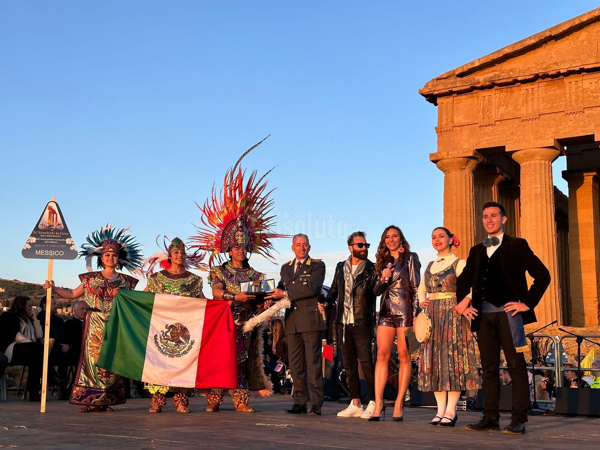 Mandorlo in Fiore, alla Colombia il Tempio d'oro (Video)