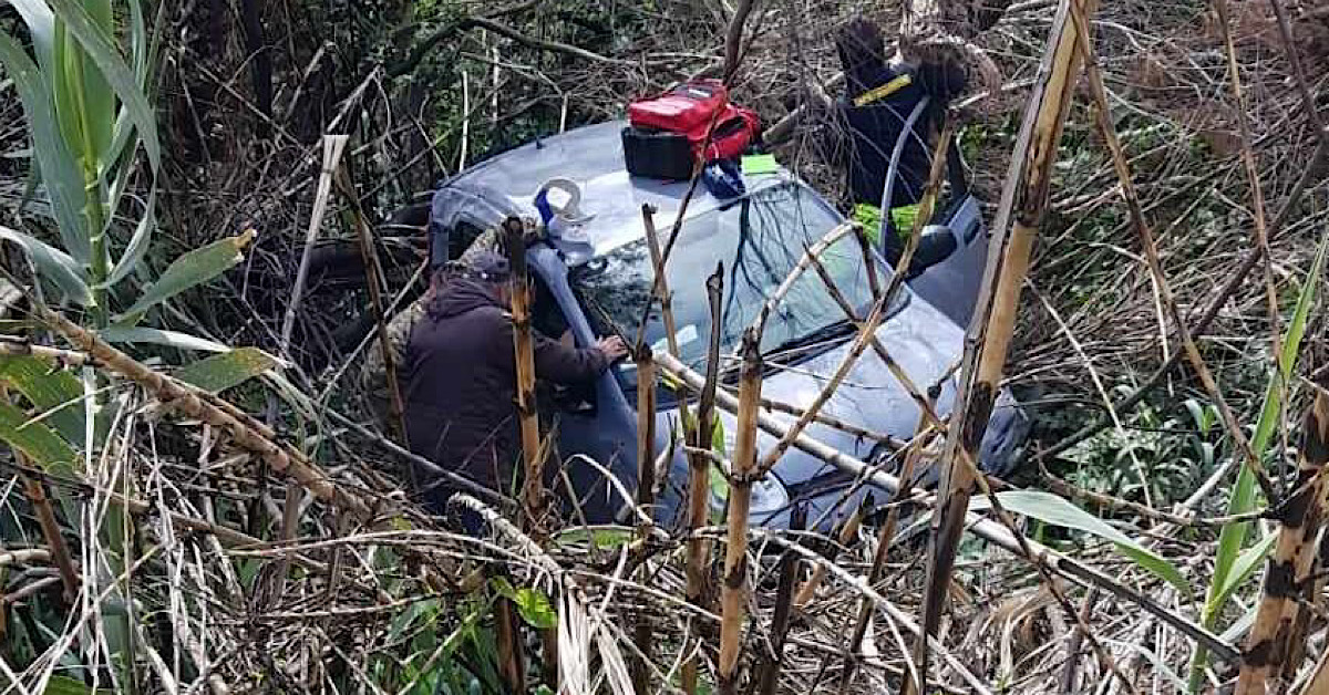 Auto precipita in una scarpata a Siculiana, ferita coppia di anziani 