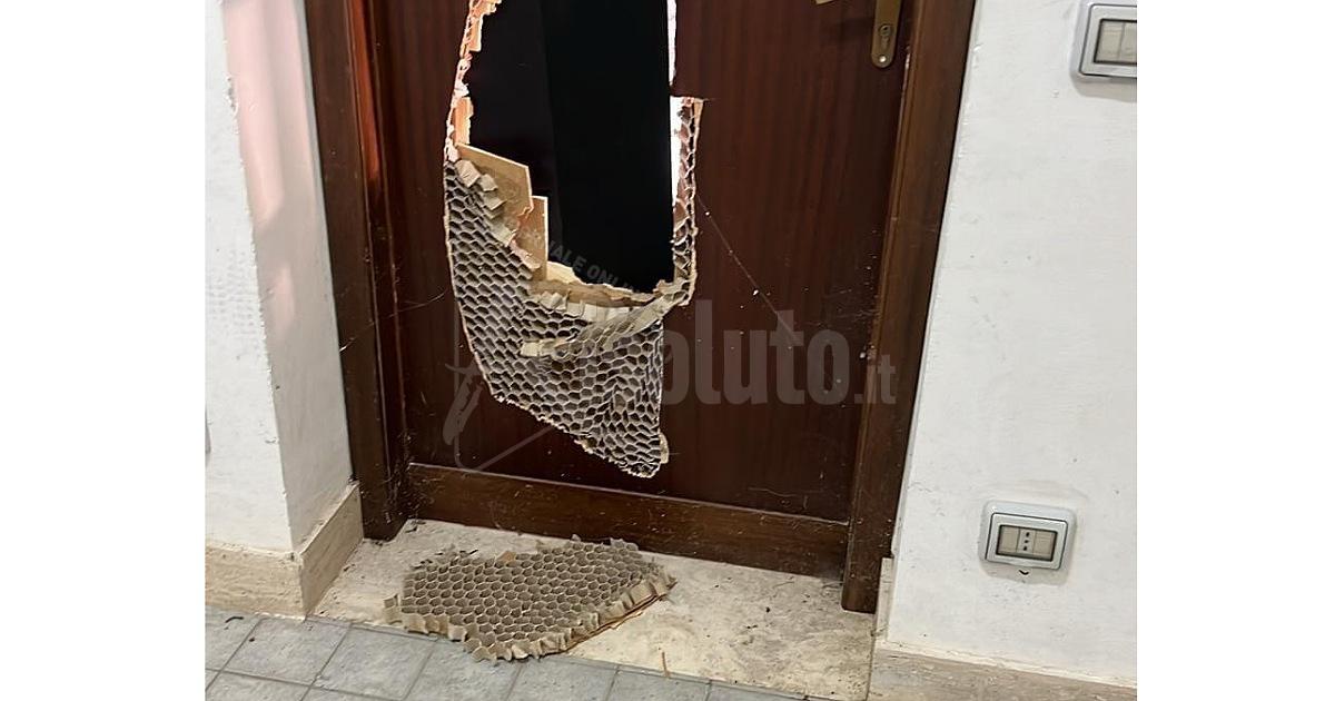 Vandalizzato a Menfi il Teatro del Mare