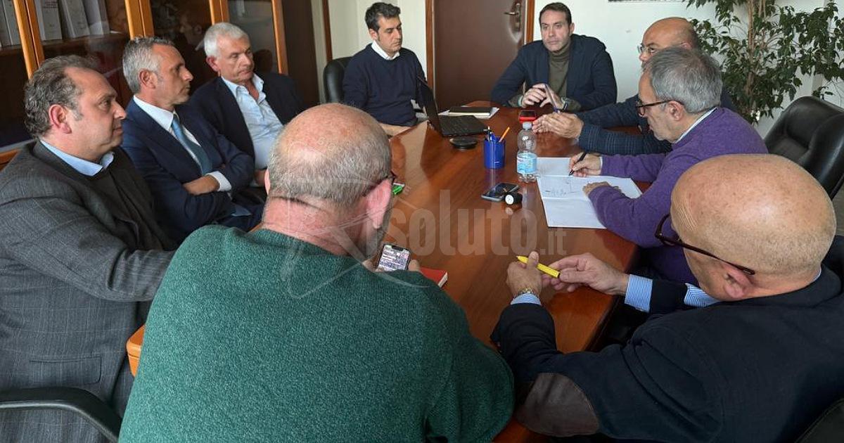 Siccita, Pace: "Autorizzato il travasamento nella diga Castello, ma invasi vuoti"
