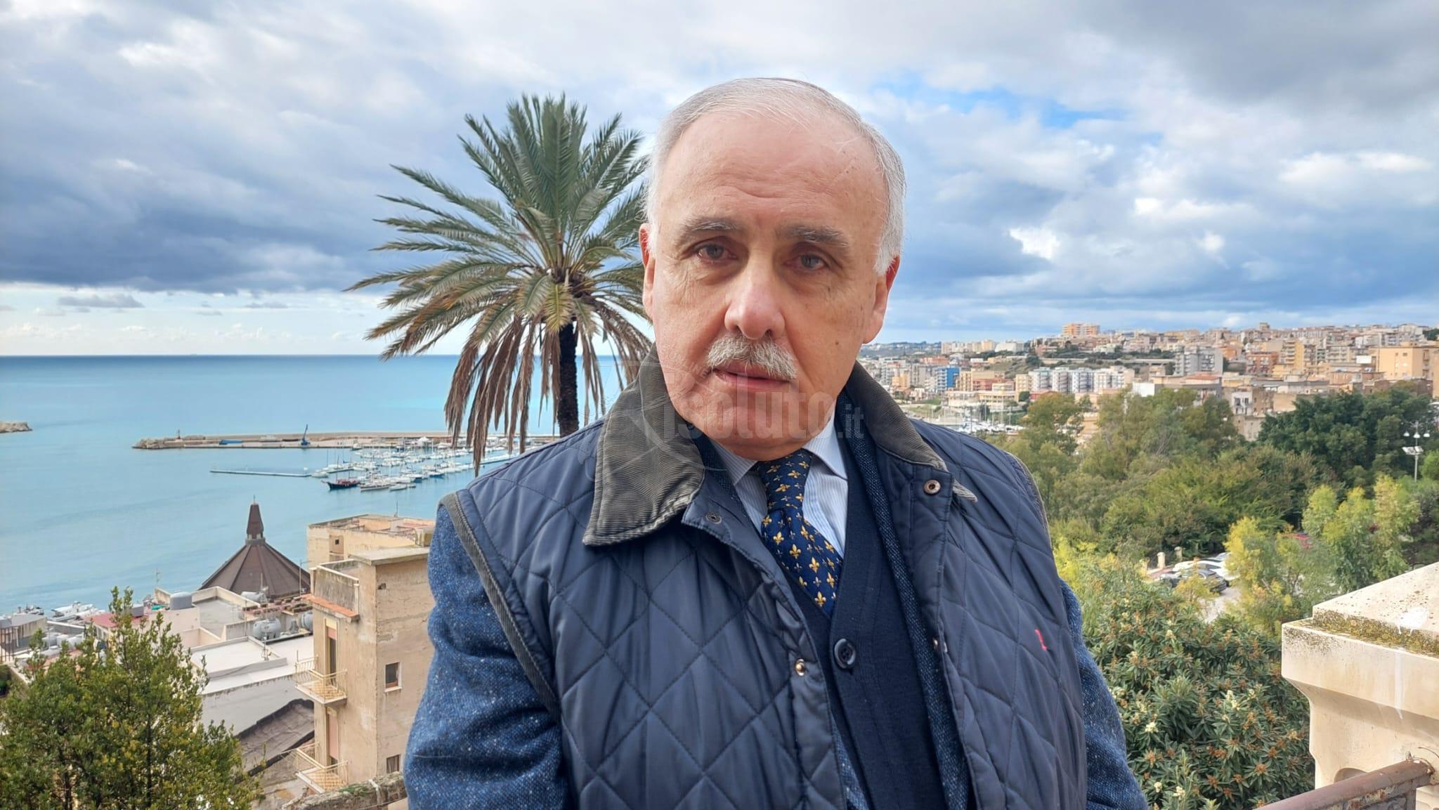 Salvino Bono: "L'Ortopedia di Sciacca resta aperta e svolge tutti i servizi" (Intervista)