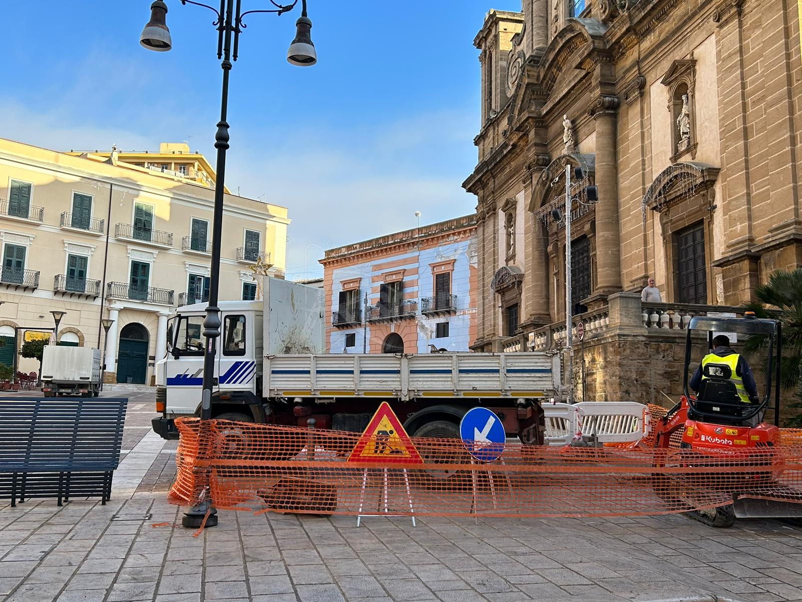 Dissuasori a scomparsa anche per la piazza Duomo a Sciacca