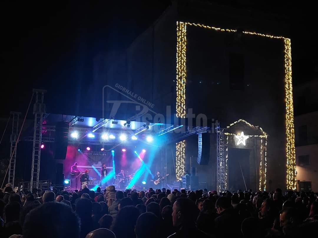 Analfino anticipa il Capodanno a Sciacca, stasera i giochi d'artificio