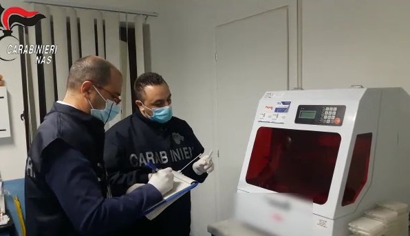 Ispezioni dei Nas in strutture sanitarie, 2 medici denunciati a Sciacca