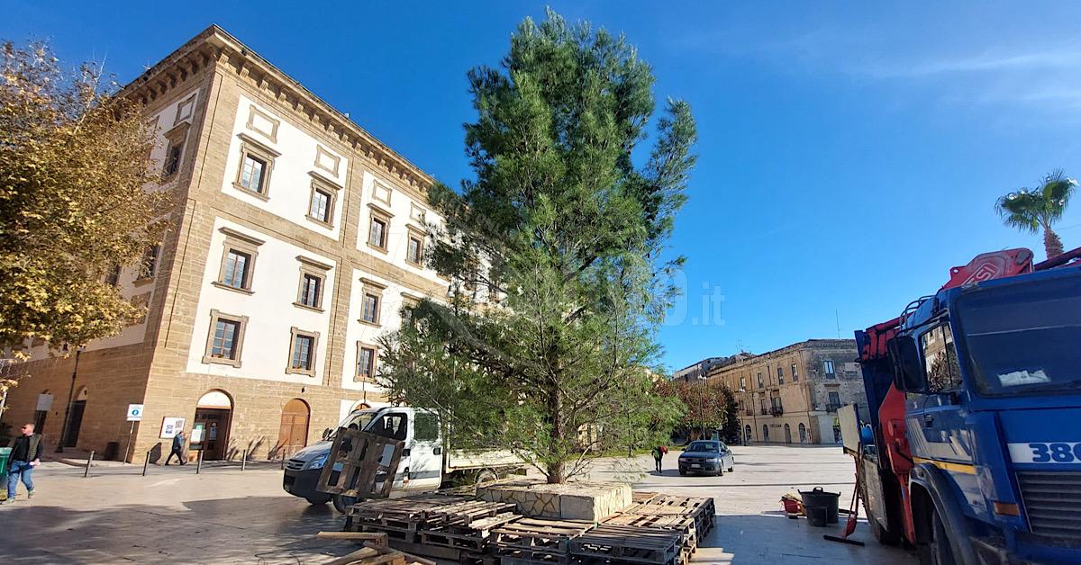Albero di Natale a Sciacca, si accenderà martedì 12 dicembre