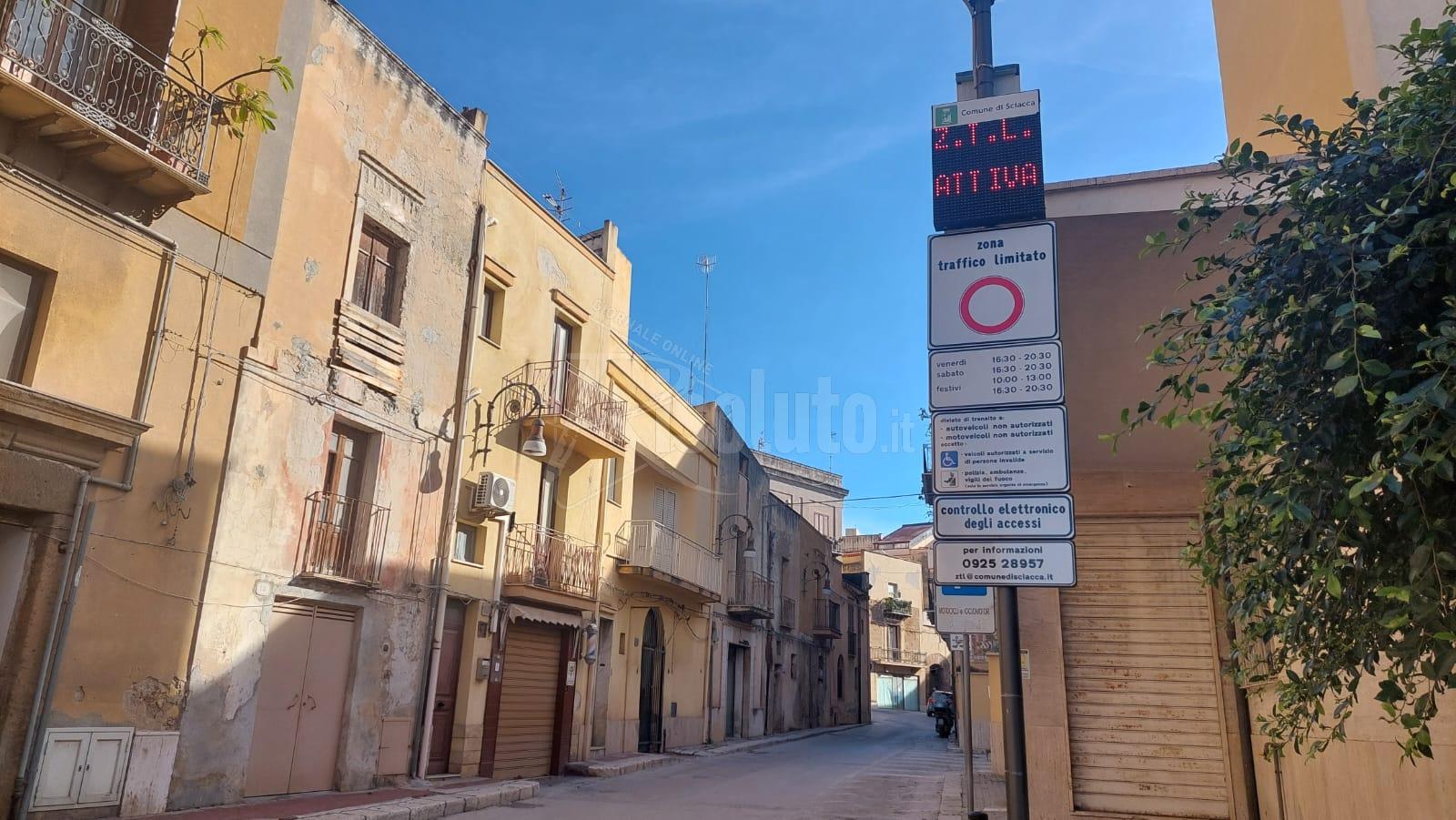 Ztl attiva in centro storico, parte la sperimentazione con i varchi elettronici