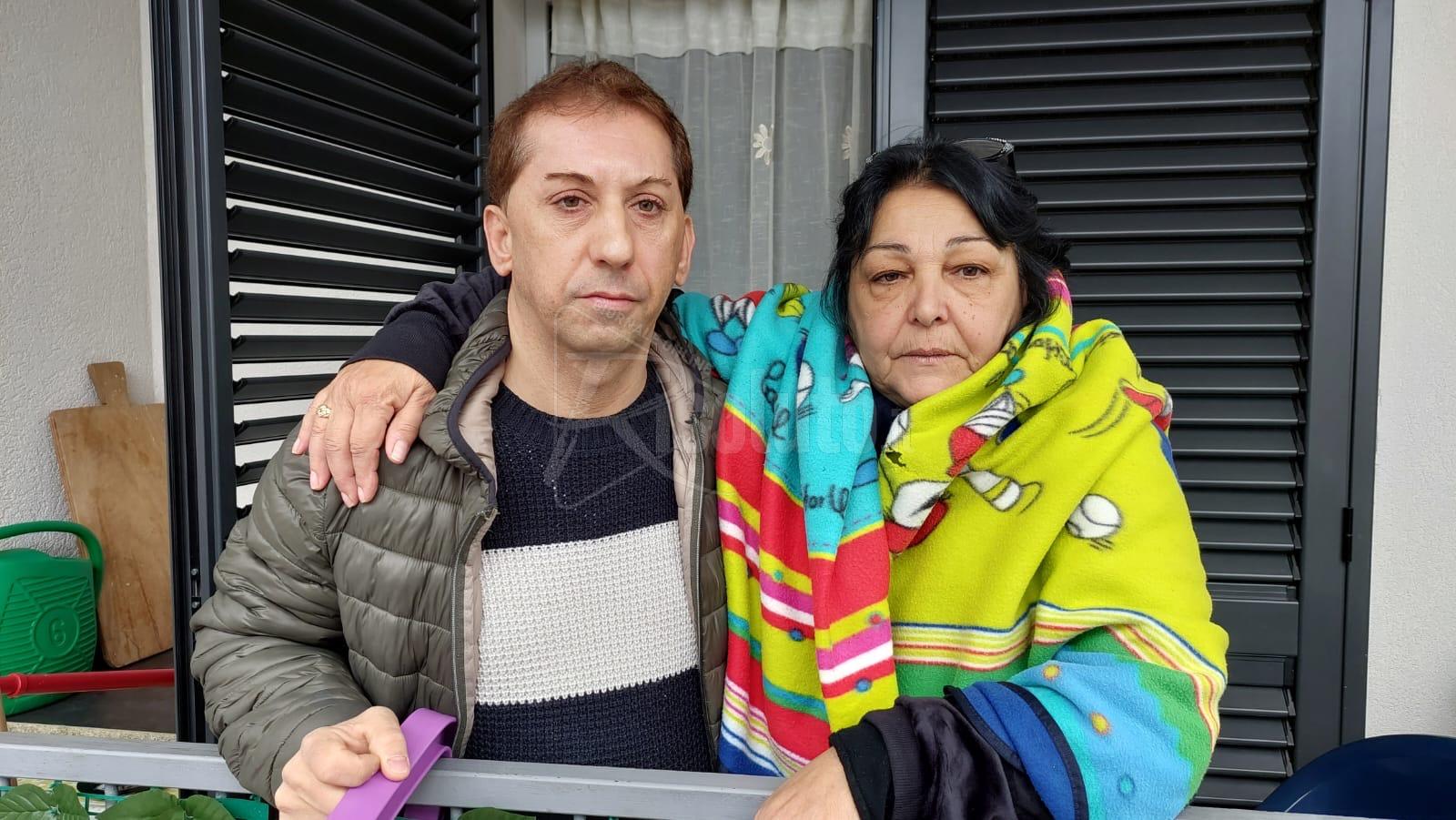 Ancora senza acqua, luce e gas le case popolari di Largo Martiri di via Fani a Ribera con famiglie esasperate (Video)