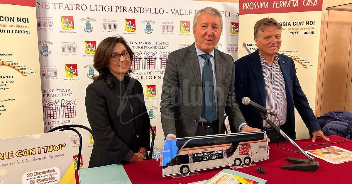 Bus solidale da Milano a 76 agrigentini, dono natalizio del Comune