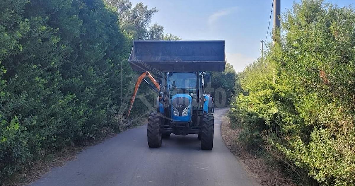 Sciacca, l’Esa pulisce la strada di collegamento tra San Marco e Ragana