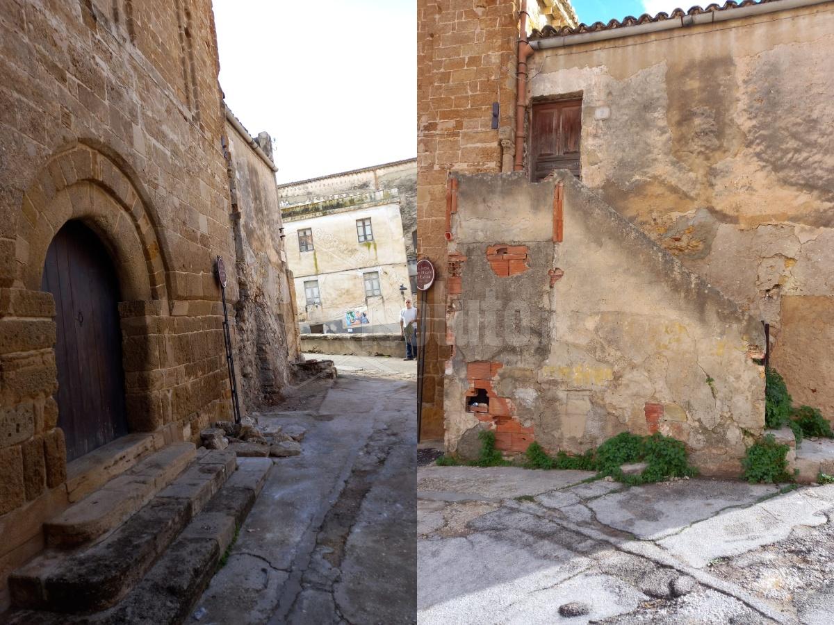 Demolizione della scala adiacente la Chiesa di San Nicolò La Latina per valorizzare il portale
