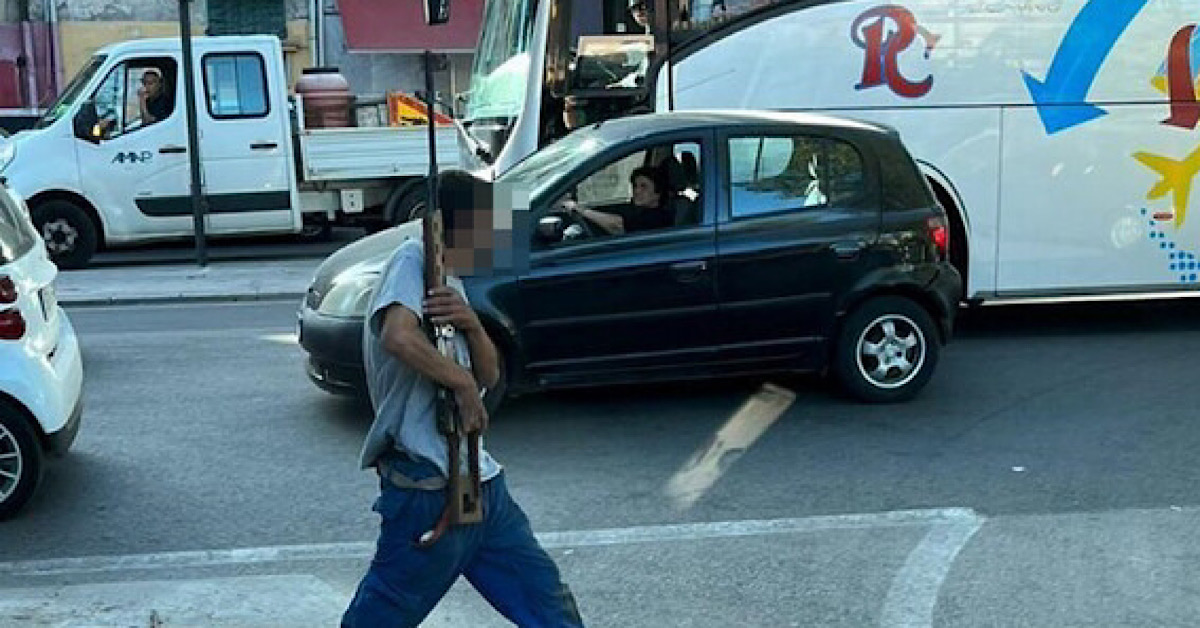 Trovato l’uomo armato di fucile nei pressi dell’università di Palermo, era arma giocattolo