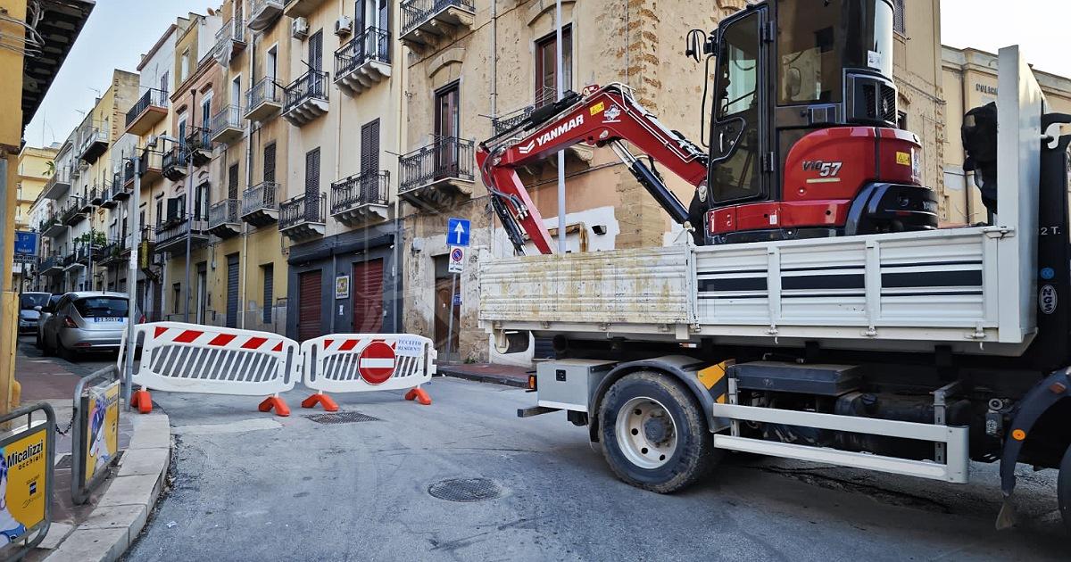Lavori gia' partiti in via Friscia Maglienti dopo il cedimento della strada di ieri