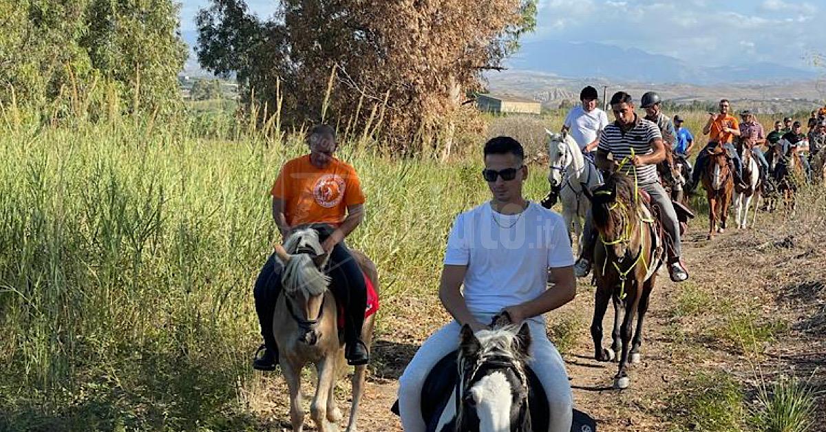 Prima ippovia in Sicilia, 14 tappe dai monti Sicani alla foce del Platani (Video)