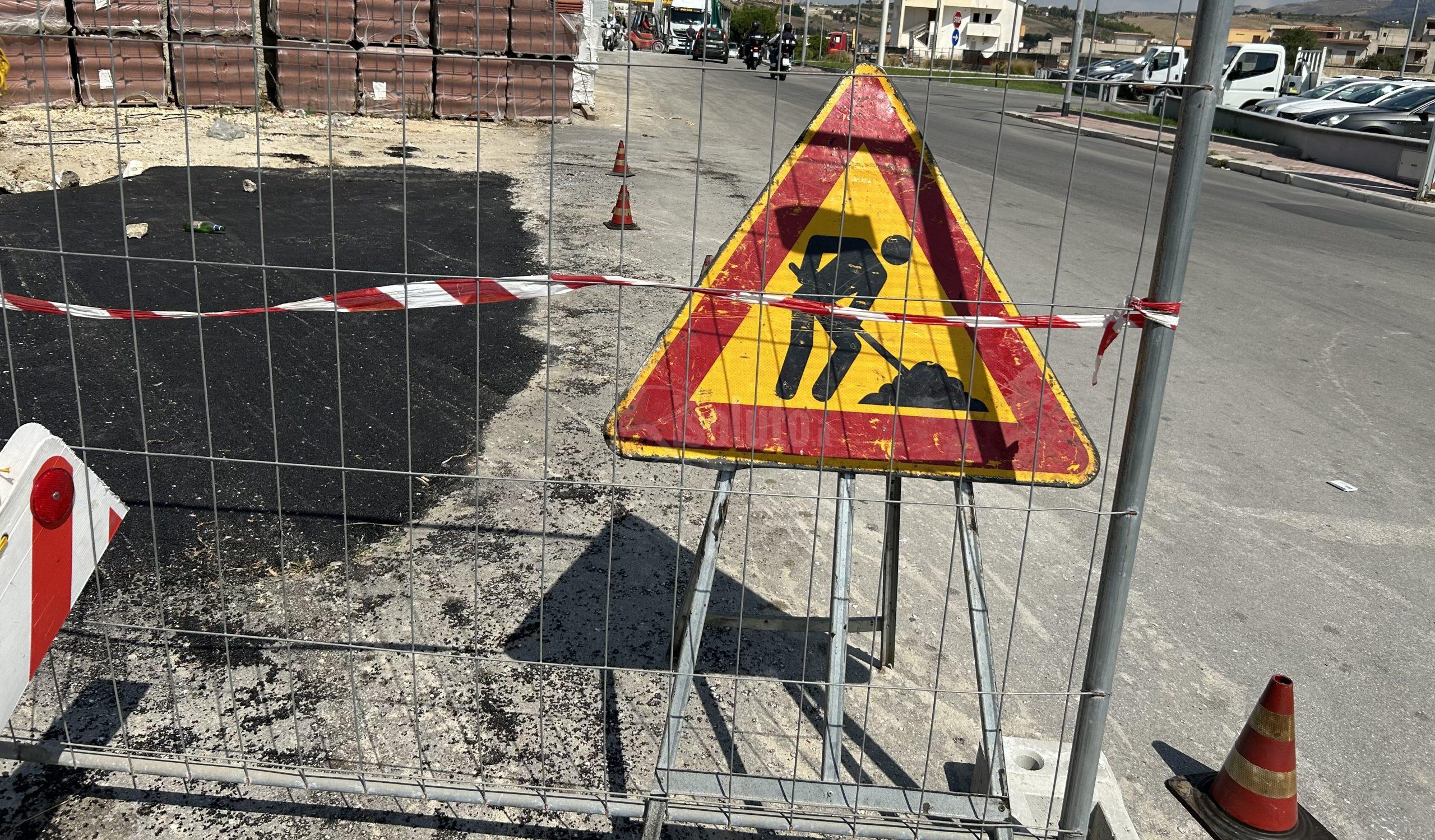 Via Lioni e via Pompei a Sciacca, ancora una settimana per il doppio senso di marcia