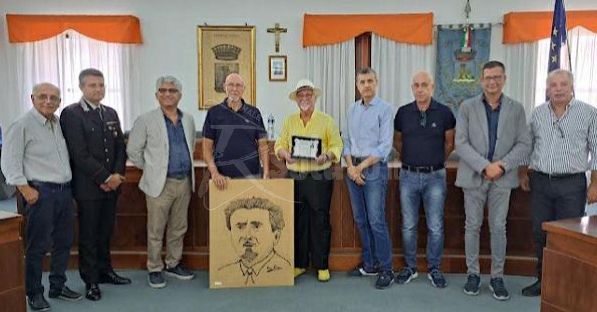 Omaggio dell'artista riberese Cardella ad Accursio Miraglia