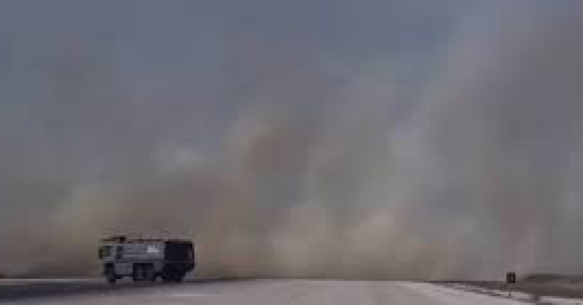Incendio a Trapani, chiuso l’aeroporto 