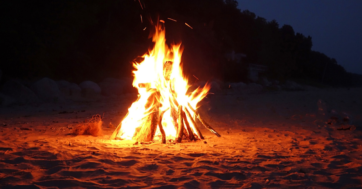 Ferragosto a Sciacca, niente falò e accampamenti in spiaggia: multe fino a 500 euro