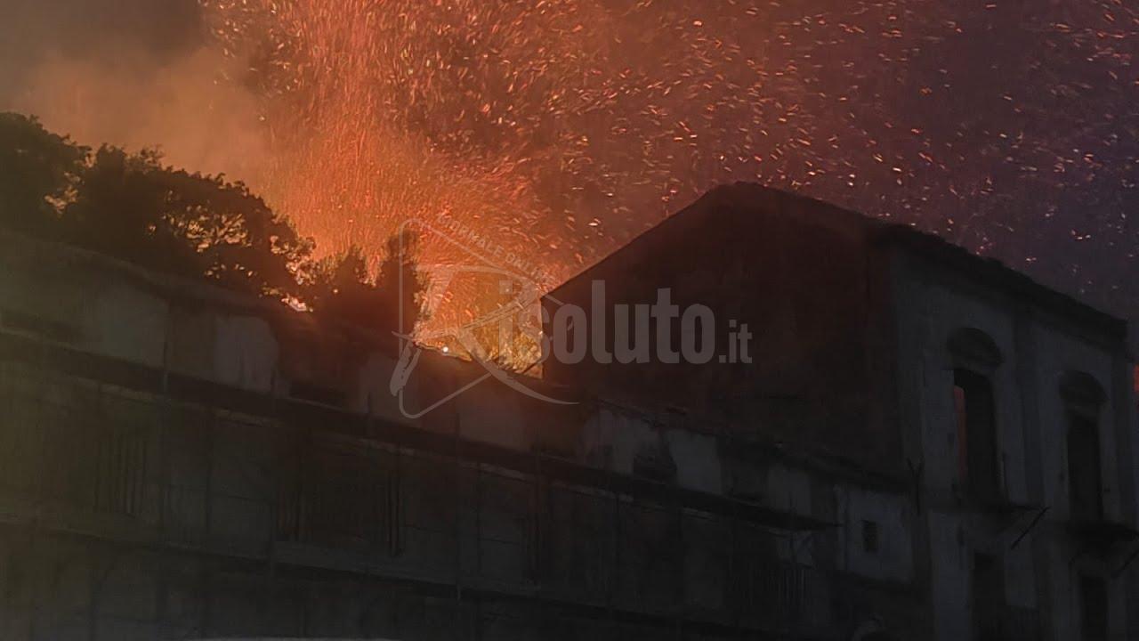 I volontari da Sciacca e Sambuca in aiuto di Palermo che brucia (Video)