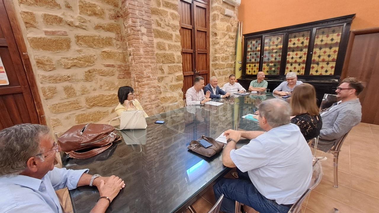 Medici argentini negli ospedali agrigentini: interrogazione per l'assenza di Termine alla riunione operativa