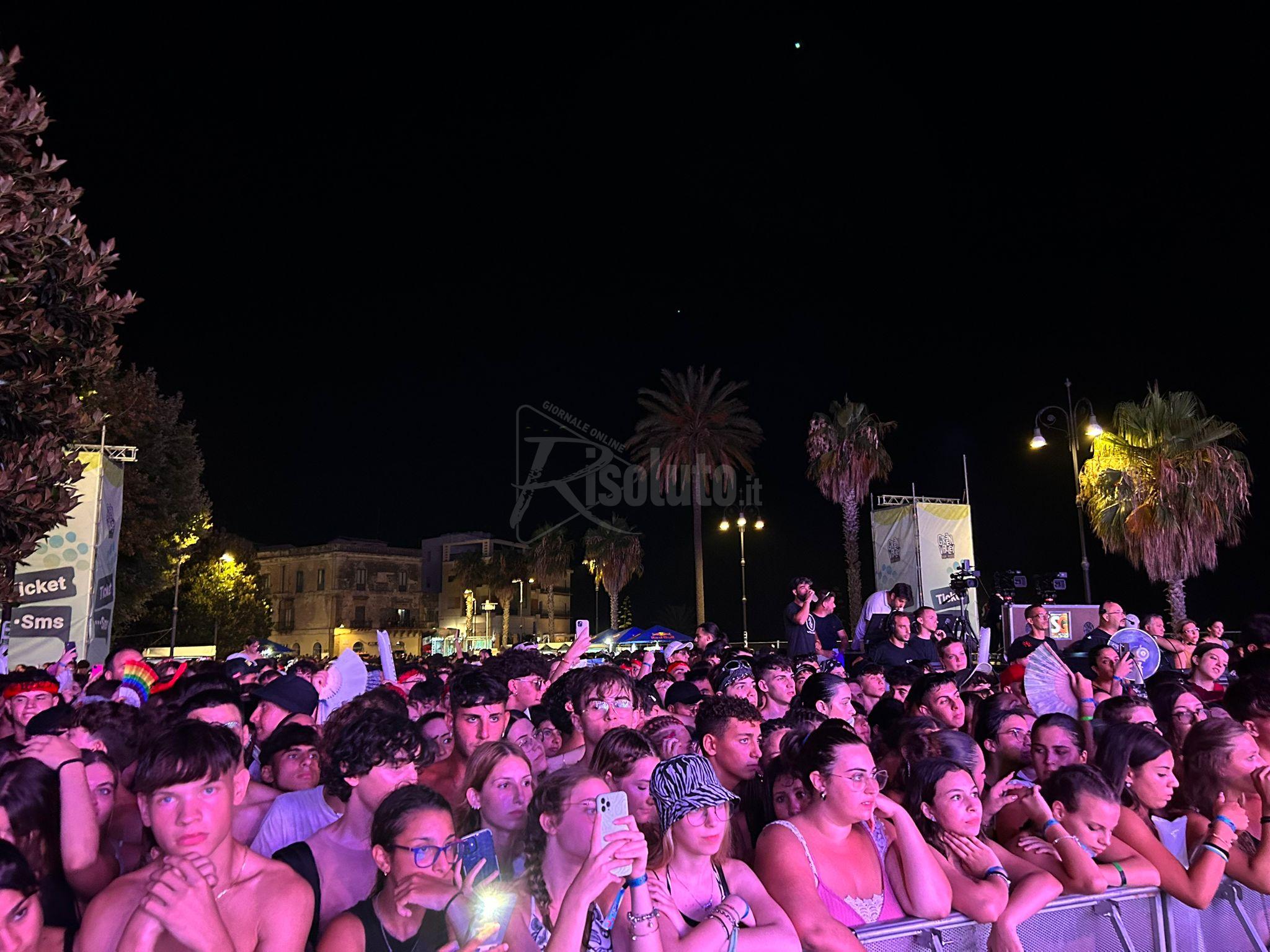 Tanti giovanissimi per la prima serata del Green Valley, stasera attesa per i big da Fedez a Irama