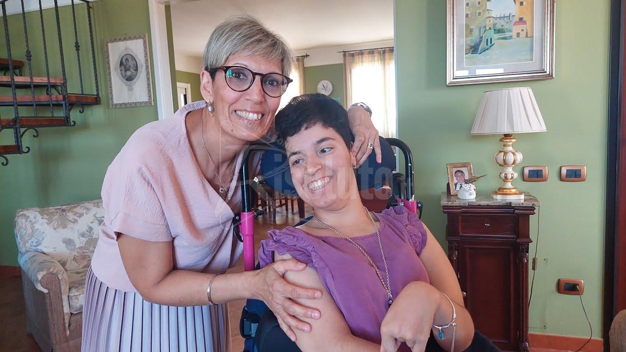 Supera l’esame di maturità ragazza speciale di Menfi, la mamma: “Nella scuola tanta gente di cuore” (Video)
