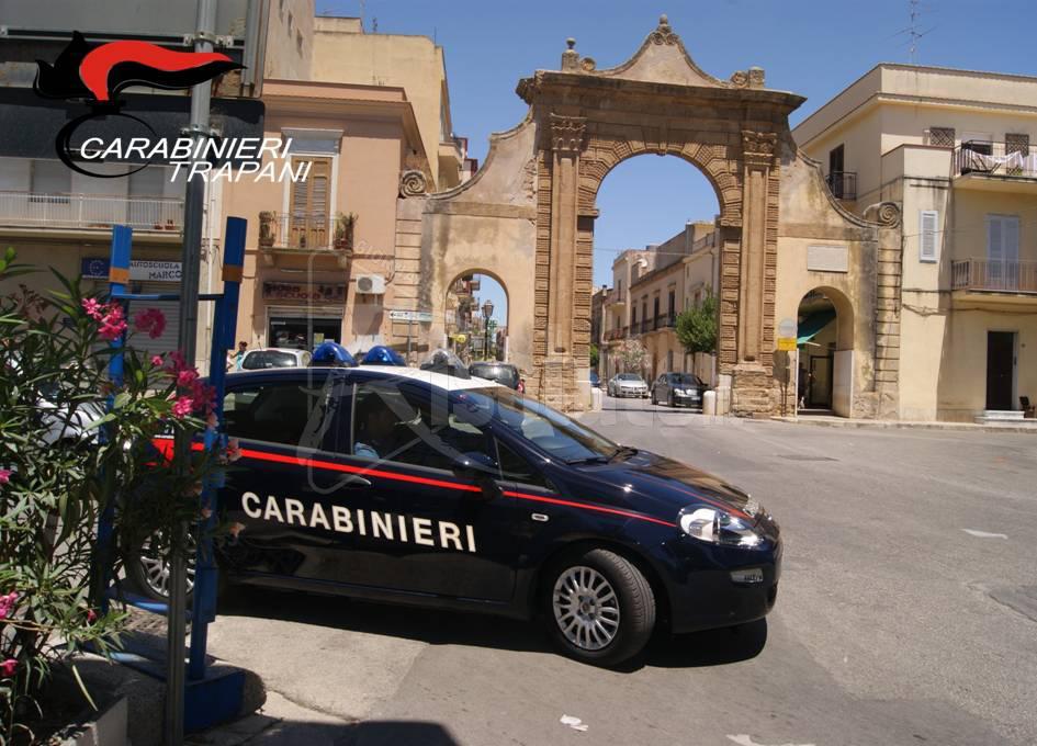 Tentato furto in un'abitazione a Castelvetrano, donna sorpresa con pietre preziose in borsa