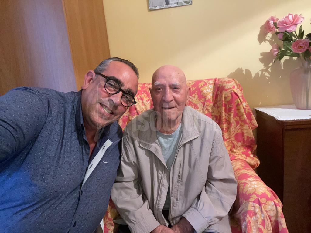 Dalla Francia a Ribera per le vacanze Giuseppe Neri che viaggia verso i 107 anni