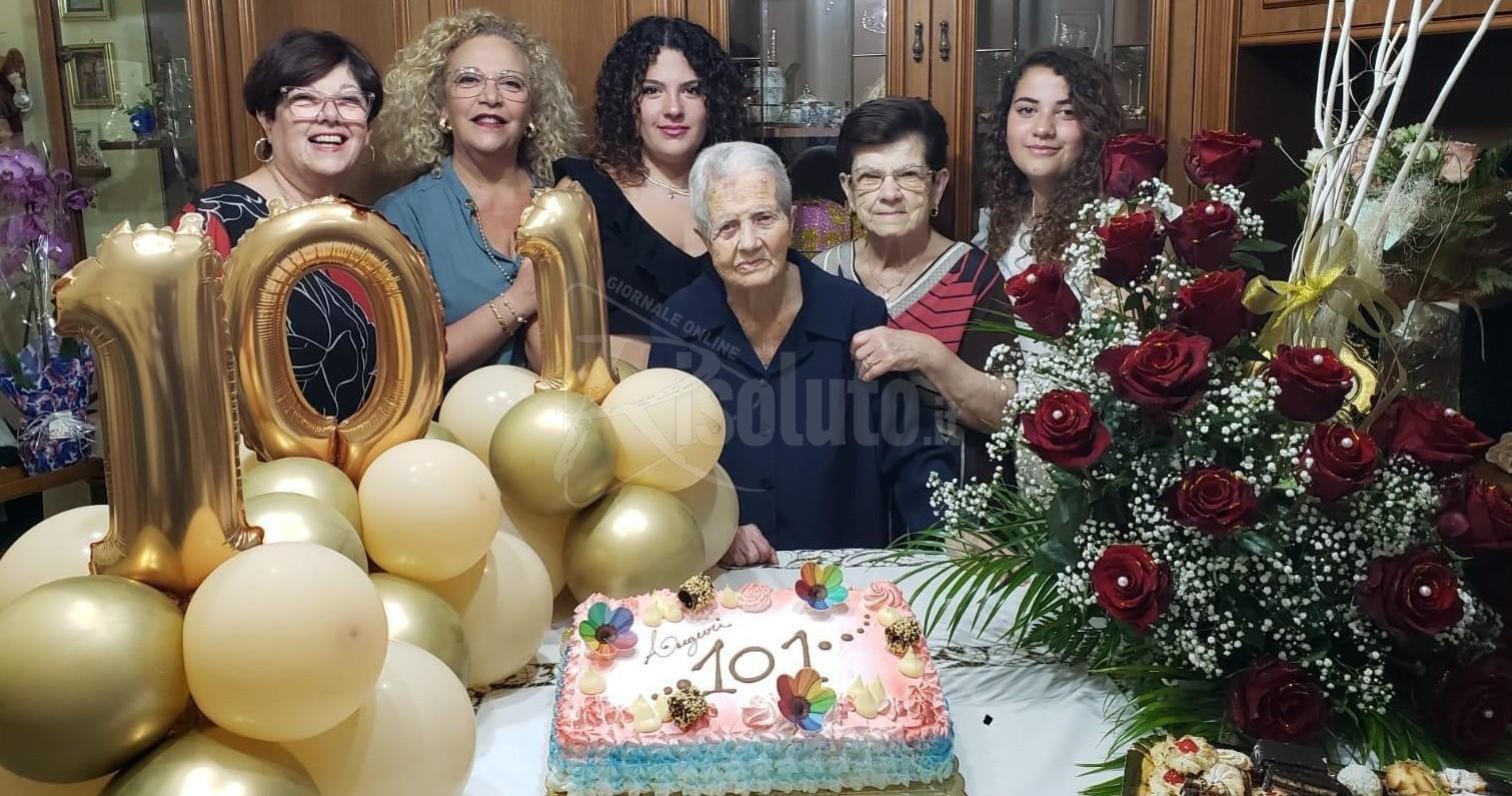 Villafranca Sicula in festa per i 101 anni di nonna Gioacchina